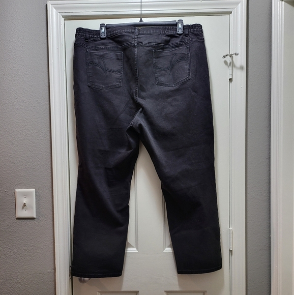 Plus Size 26W Black Jeans - Picture 2 of 5
